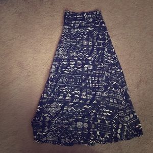 Mossimo black and white maxi!!!